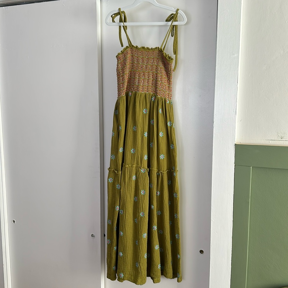 Amazon Olive Green Smocked Midi Dress with Blue Daisy Print